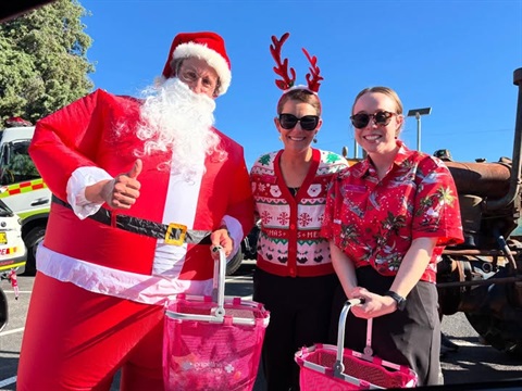 Christmas Parade YBC - Priceline.jpg