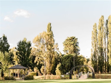 Riverbank 11